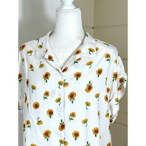 Alexander Jordan Large White Sunflower Button Up Shirt Short Sleeve Rayon